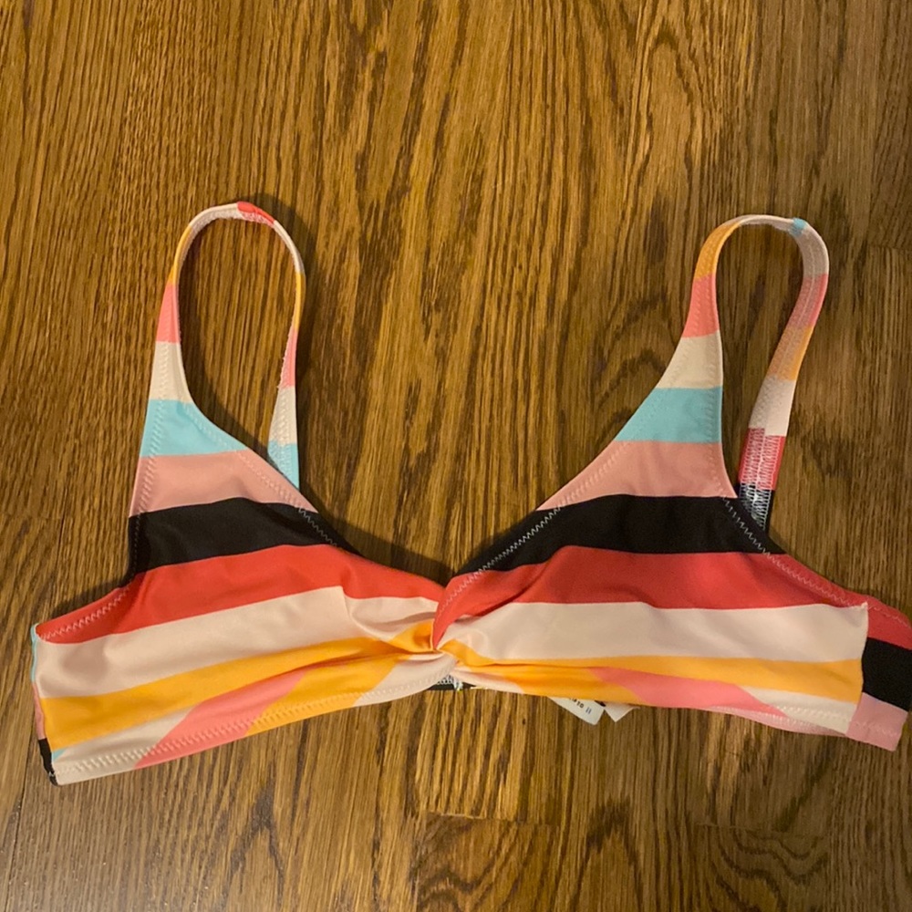 SOLID & STRIPED Bikini Top